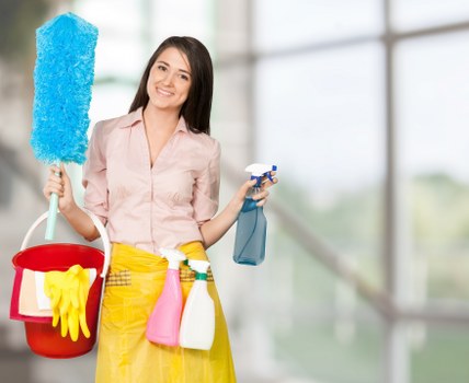 Domestic cleaning service in a Bayswater kitchen and bathroom